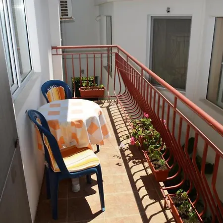 Mistral Guest house 2*